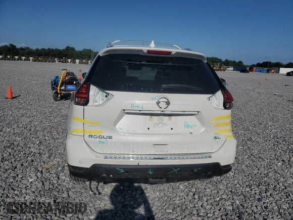 2020 Nissan Rogue SL z VIN 5N1AT2MT9LC751236, wystawiony jako Copart lot #57767895 z przebiegiem 51 681 mil mil oraz Szkoda całkowita • Salvage title. Historia ofert i sprzedaży dostępna na DreamBid. Obrazek 6.