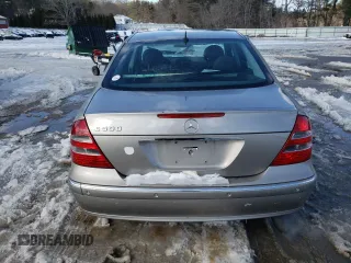 2004 Mercedes-Benz E-Class 5.0L with VIN WDBUF70JX4A398172, listed as a Copart auction lot 45269735 with 8,947 mi miles and Clean Title. Bid and sale history available at carsss.com. Image 6.