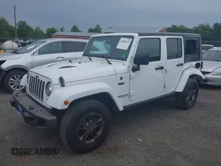 2017 Jeep Wrangler Unlimited 75th Anniversary z VIN 1C4HJWEG8HL502984, wystawiony jako IAAI lot #42354671 z przebiegiem 108 900 mil mil oraz . Historia ofert i sprzedaży dostępna na DreamBid. Obrazek 2.