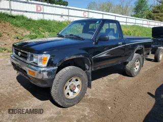 1994 Toyota Pickup DX z VIN JT4RN01P8R7065882, wystawiony jako Copart lot #56998705 z przebiegiem 86 406 mil mil oraz Czysty tytuł • Clean title. Historia ofert i sprzedaży dostępna na DreamBid. Obrazek 1.