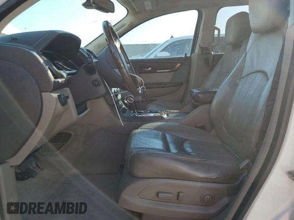 2014 GMC Acadia Denali z VIN 1GKKVTKD2EJ358735, wystawiony jako Copart lot #52299545 z przebiegiem 192 817 mil mil oraz Czysty tytuł • Clean title. Historia ofert i sprzedaży dostępna na DreamBid. Obrazek 7.
