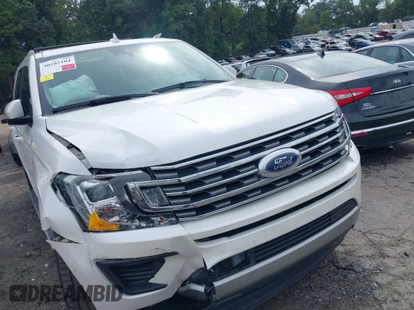2018 Ford Expedition XLT with VIN 1FMJU1HT9JEA48285, listed as a IAAI auction lot 40282104 with 79,476 mi miles. Bid and sale history available at carsss.com. Image 6.