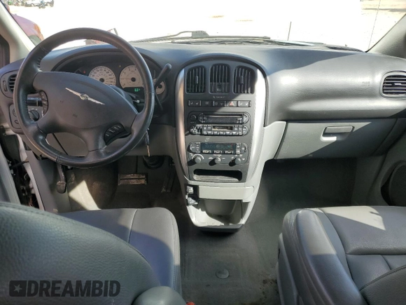 2007 Chrysler Town & Country LWB Touring with VIN 2A4GP54L07R214234, listed as a Copart auction lot 86861914 with 173,003 mi miles and Salvage Title. Bid and sale history available at carsss.com. Image 8.