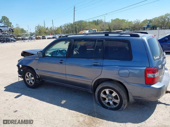 2005 Toyota Highlander with VIN JTEEP21A150132708, listed as a IAAI auction lot 41775706 with 151,719 mi miles. Bid and sale history available at carsss.com. Image 14.