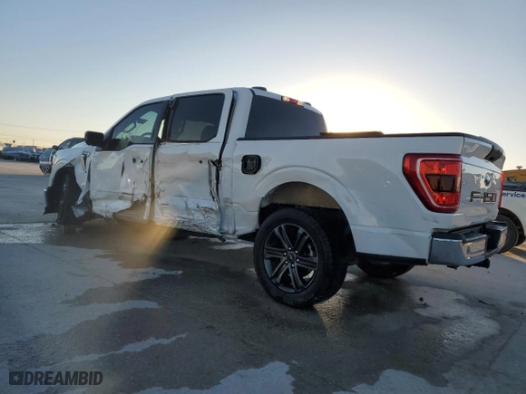 2022 Ford F-150 XL with VIN 1FTEW1CB8NKF27271, listed as a Copart auction lot 42494135 with 41,306 mi miles and Salvage Title. Bid and sale history available at carsss.com. Image 2.