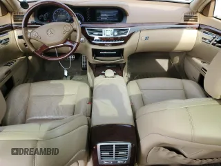 2011 Mercedes-Benz S 550 with VIN WDDNG8GB4BA365646, listed as a Copart auction lot 52162925 with 106,805 mi miles and Salvage Title. Bid and sale history available at DreamBid. Image 8.