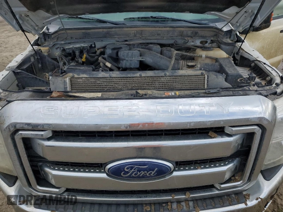 2016 Ford Super Duty F-250 SRW XLT with VIN 1FT7X2B69GEC98732, listed as a Copart auction lot 45170125 with 116,877 mi miles and Salvage Title. Bid and sale history available at carsss.com. Image 11.