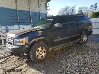 2013 Chevrolet Suburban LT with VIN 1GNSKJE72DR358577, listed as a Copart auction lot 43087235 with 184,522 mi miles and Salvage Title. Bid and sale history available at carsss.com. Image 1.