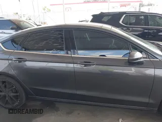 2017 Ford Fusion SE with VIN 3FA6P0HDXHR242034, listed as a IAAI auction lot 42356463 with 65,584 mi miles and . Bid and sale history available at DreamBid. Image 14.
