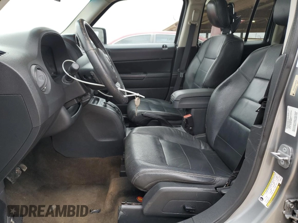 2014 Jeep Patriot Latitude with VIN 1C4NJPFA2ED853737, listed as a Copart auction lot 47800645 with 97,613 mi miles and Salvage Title. Bid and sale history available at carsss.com. Image 7.