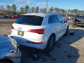 2022 Audi SQ5 Premium Plus with VIN WA1B4AFY8N2134552, listed as a IAAI auction lot 41282852 with 40,529 mi miles. Bid and sale history available at carsss.com. Image 4.