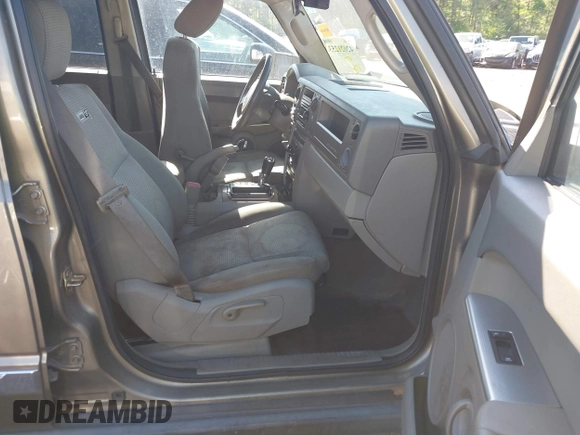 2006 Jeep Commander с VIN 1J8HH48N76C293897, выставлен на аукционе IAAI как лот 42021253 с пробегом 214 412 миль миль и . История ставок и продаж доступна на DreamBid. Изображение 5.