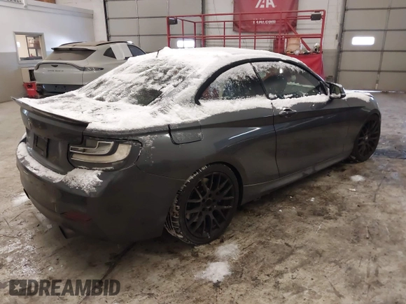 2014 BMW 2 Series M235i with VIN WBA1J7C56EVW84321, listed as a IAAI auction lot 41341382 with 158,444 mi miles and . Bid and sale history available at carsss.com. Image 4.