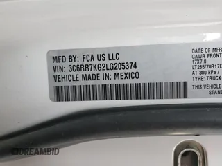 2020 Ram 1500 Express z VIN 3C6RR7KG2LG205374, wystawiony jako Copart lot #86237764 z przebiegiem 25 739 mil mil oraz Nie do naprawy • Non repairable. Historia ofert i sprzedaży dostępna na DreamBid. Obrazek 12.
