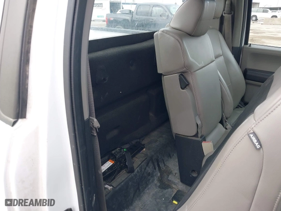 2019 Ford F-150 XL with VIN 1FTMF1CB8KKC91003, listed as a IAAI auction lot 41333214 with 50,160 mi miles. Bid and sale history available at carsss.com. Image 8.