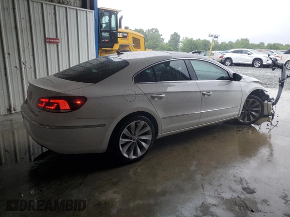2013 Volkswagen CC VR6 Lux with VIN WVWHU7AN2DE500728, listed as a Copart auction lot 80420134 with 123,161 mi miles and Non Repairable. Bid and sale history available at carsss.com. Image 3.