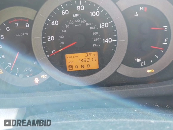 2007 Toyota RAV4 with VIN JTMBK33V976011985, listed as a IAAI auction lot 42035029 with 139,317 mi miles. Bid and sale history available at carsss.com. Image 7.