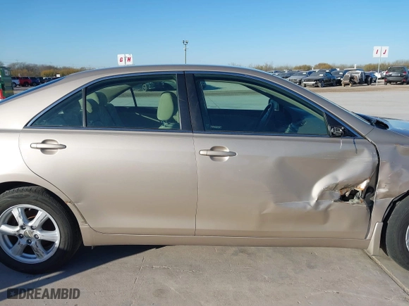 2007 Toyota Camry CE with VIN 4T4BE46K97R003798, listed as a IAAI auction lot 41688367 with 109,972 mi miles. Bid and sale history available at carsss.com. Image 14.