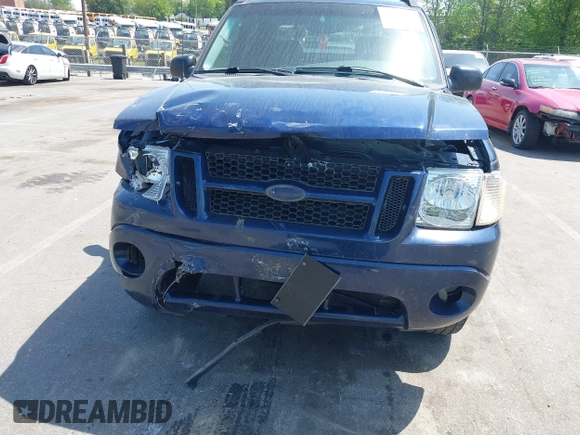 2004 Ford Explorer Sport Trac XLS z VIN 1FMZU67K64UB52672, wystawiony jako IAAI lot #42042467 z przebiegiem 230 135 mil mil oraz . Historia ofert i sprzedaży dostępna na DreamBid. Obrazek 6.