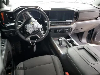 2022 Chevrolet Silverado 1500 LT with VIN 3GCUDDED7NG530042, listed as a Copart auction lot 80286474 with 61,794 mi miles and Salvage Title. Bid and sale history available at DreamBid. Image 8.