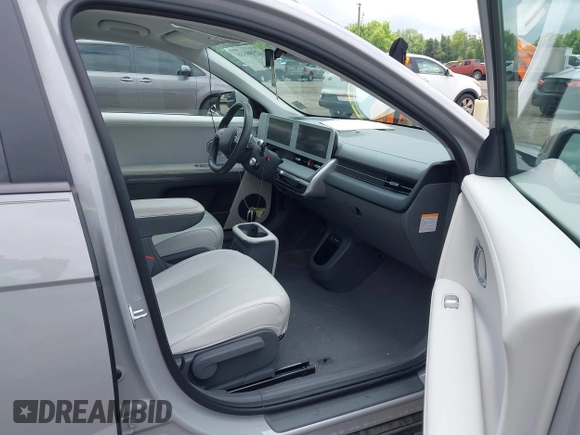 2022 Hyundai Ioniq 5 SEL z VIN KM8KNDAF0NU055189, wystawiony jako IAAI lot #42390538 z przebiegiem 37 542 mil mil oraz . Historia ofert i sprzedaży dostępna na DreamBid. Obrazek 5.