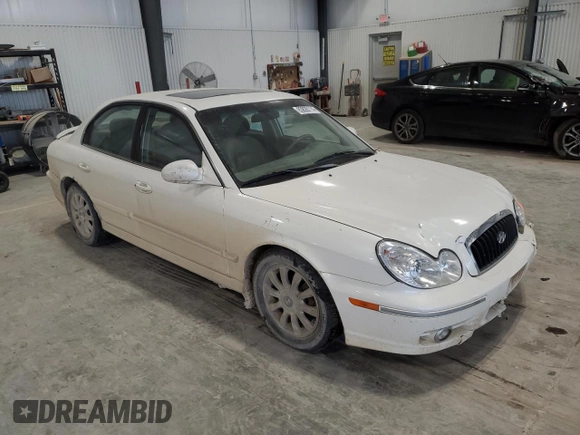 2002 Hyundai Sonata GLS with VIN KMHWF35H12A607526, listed as a Copart auction lot 83826114 with 149,277 mi miles and Clean Title. Bid and sale history available at carsss.com. Image 4.