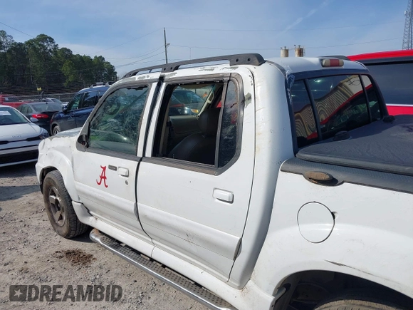 2005 Ford Explorer Sport Trac XLS z VIN 1FMZU67K15UA48284, wystawiony jako IAAI lot #41430056 z przebiegiem 279 584 mil mil oraz . Historia ofert i sprzedaży dostępna na DreamBid. Obrazek 6.