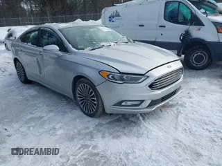 2017 Ford Fusion SE with VIN 3FA6P0HD9HR107210, listed as a IAAI auction lot 41623437 with 113,851 mi miles. Bid and sale history available at carsss.com. Image 1.