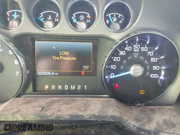 2011 Ford F-250 XL with VIN 1FT7X2B63BEB03510, listed as a IAAI auction lot 41526873 with 323,936 mi miles and . Bid and sale history available at DreamBid. Image 7.