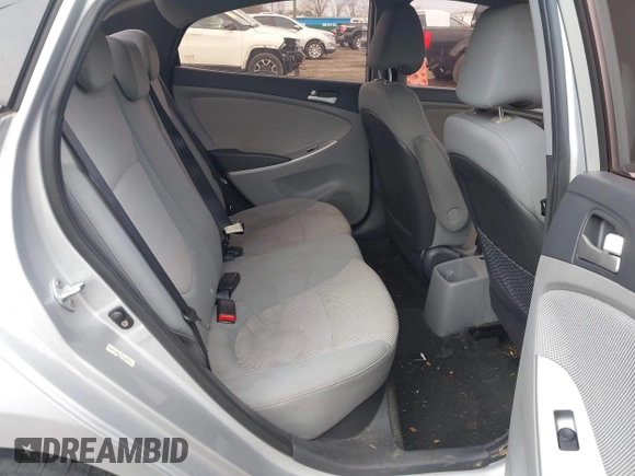2012 Hyundai Accent GLS z VIN KMHCT4AE5CU242474, wystawiony jako IAAI lot #41455547 z przebiegiem 163 199 mil mil oraz . Historia ofert i sprzedaży dostępna na DreamBid. Obrazek 8.