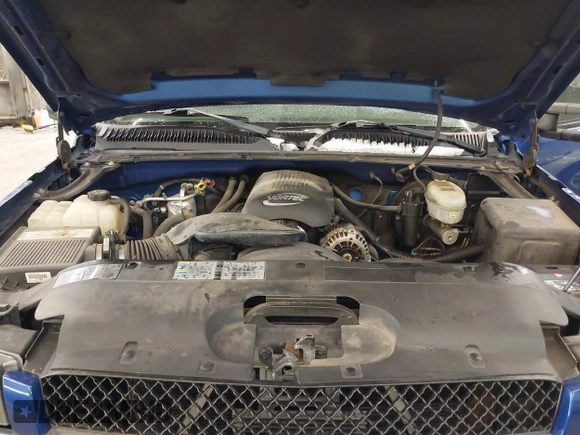 2003 Chevrolet Silverado 1500 with VIN 2GCEK19T931236982, listed as a IAAI auction lot 41178535 with 144,996 mi miles. Bid and sale history available at carsss.com. Image 10.