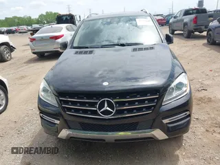 2013 Mercedes-Benz M 350 with VIN 4JGDA5JB8DA259939, listed as a IAAI auction lot 42219418 with 107,967 mi miles and . Bid and sale history available at DreamBid. Image 12.