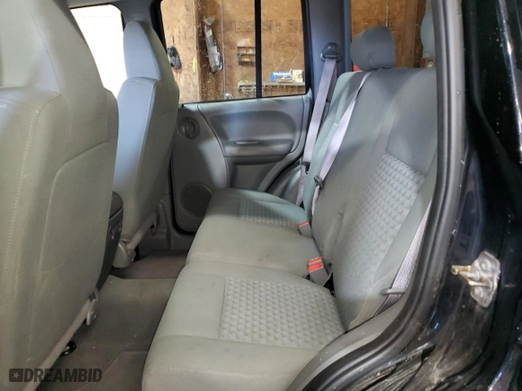 2006 Jeep Liberty Sport with VIN 1J4GL48K56W267461, listed as a Copart auction lot 53527055 with 159,553 mi miles and Salvage Title. Bid and sale history available at carsss.com. Image 11.