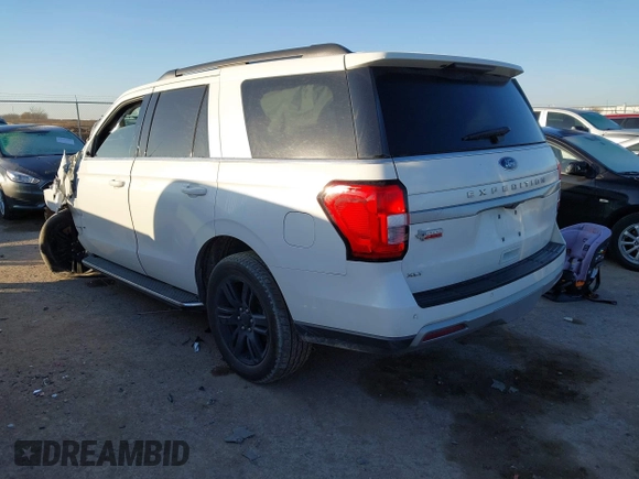 2022 Ford Expedition XLT with VIN 1FMJU1HT6NEA50257, listed as a IAAI auction lot 41147441 with 48,479 mi miles. Bid and sale history available at carsss.com. Image 3.