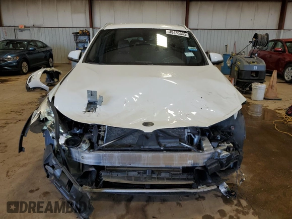 2017 BMW X1 xDrive28i with VIN WBXHT3C36H5F76388, listed as a Copart auction lot 48435305 with 51,841 mi miles and Salvage title. Bid and sale history available at DreamBid. Image 5.