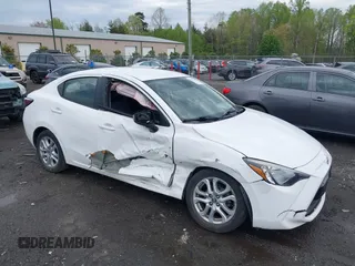 2016 Scion iA with VIN 3MYDLBZV0GY133944, listed as a IAAI auction lot 42030699 with 67,581 mi miles. Bid and sale history available at carsss.com. Image 1.