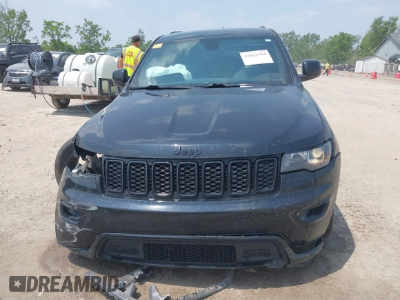 2017 Jeep Grand Cherokee Laredo with VIN 1C4RJFAGXHC818834, listed as a IAAI auction lot 42422744 with 154,287 mi miles and . Bid and sale history available at DreamBid. Image 12.