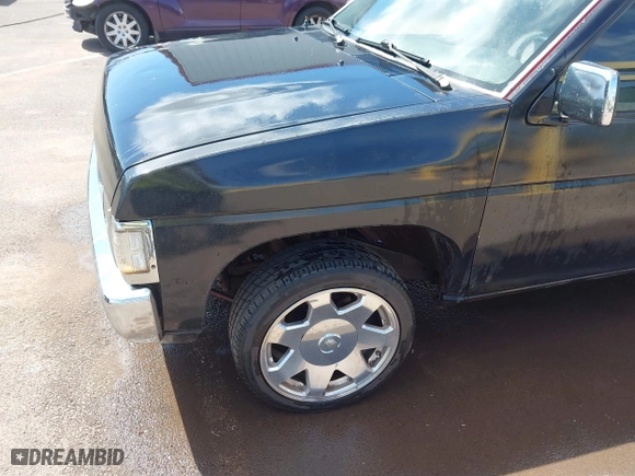1996 Nissan Trucks 2WD XE with VIN 1N6SD16S5TC346136, listed as a IAAI auction lot 41676411 with 137,864 mi miles. Bid and sale history available at carsss.com. Image 6.