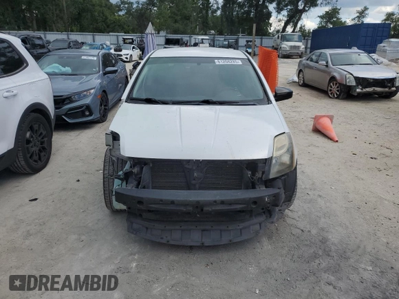 2010 Nissan Sentra S with VIN 3N1AB6AP3AL712376, listed as a Copart auction lot 61208285 with 196,524 mi miles and Salvage title. Bid and sale history available at DreamBid. Image 5.