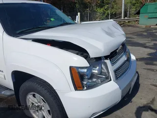 2011 Chevrolet Avalanche LT z VIN 3GNTKFE39BG180128, wystawiony jako IAAI lot #41887676 z przebiegiem 183 098 mil mil oraz . Historia ofert i sprzedaży dostępna na DreamBid. Obrazek 18.