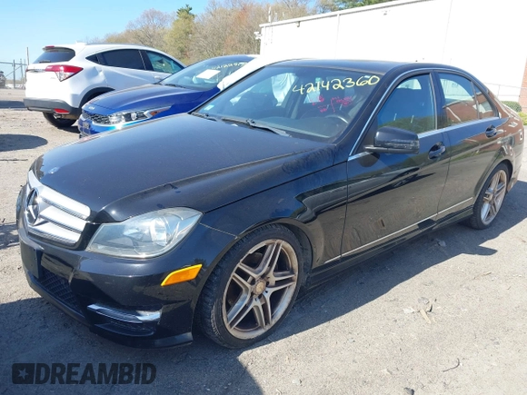 2012 Mercedes-Benz C-Class C 300 Sport with VIN WDDGF8BB5CR237275, listed as a IAAI auction lot 42142360 with 121,531 mi miles. Bid and sale history available at carsss.com. Image 17.