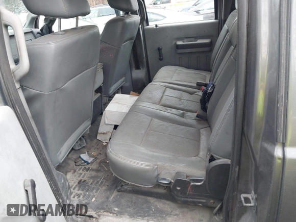 2013 Ford F-250 XL with VIN 1FT7W2A61DEA81188, listed as a IAAI auction lot 41742323 with 5 mi miles and . Bid and sale history available at DreamBid. Image 8.