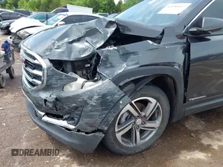 2020 GMC Terrain SLT z VIN 3GKALVEV1LL204363, wystawiony jako IAAI lot #42156427 z przebiegiem 101 223 mil mil oraz . Historia ofert i sprzedaży dostępna na DreamBid. Obrazek 6.