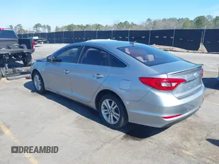 2016 Hyundai Sonata SE z VIN 5NPE24AF3GH348379, wystawiony jako IAAI lot #41645542 z przebiegiem 172 022 mil mil oraz . Historia ofert i sprzedaży dostępna na DreamBid. Obrazek 3.