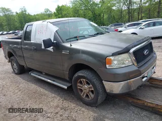 2007 Ford F-150 XLT with VIN 1FTPX14V37FB19190, listed as a IAAI auction lot 42056554 with 158,236 mi miles. Bid and sale history available at carsss.com. Image 1.