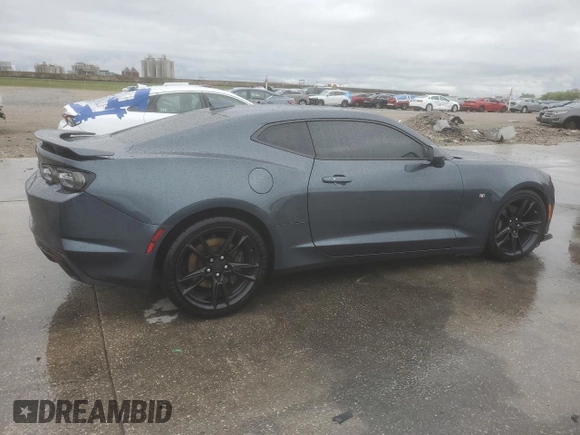 2019 Chevrolet Camaro 2SS z VIN 1G1FG1R79K0148316, wystawiony jako Copart lot #50399705 z przebiegiem 31 731 mil mil oraz Szkoda całkowita • Salvage title. Historia ofert i sprzedaży dostępna na DreamBid. Obrazek 3.