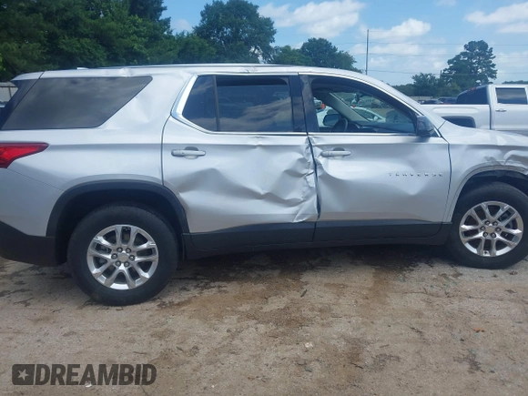 2020 Chevrolet Traverse LS z VIN 1GNERFKW3LJ271902, wystawiony jako IAAI lot #42516114 z przebiegiem 89 879 mil mil oraz . Historia ofert i sprzedaży dostępna na DreamBid. Obrazek 17.