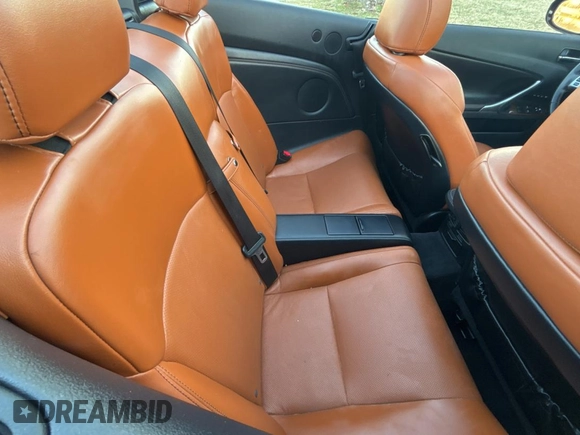 2011 Lexus IS 250 C z VIN JTHFF2C2XB2518852, wystawiony jako Copart lot #49009825 z przebiegiem 163 567 mil mil oraz Czysty tytuł • Clean title. Historia ofert i sprzedaży dostępna na DreamBid. Obrazek 6.