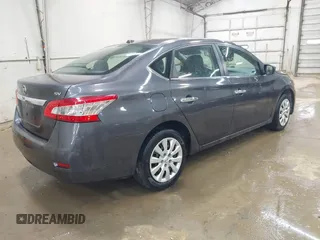 2015 Nissan Sentra SR with VIN 3N1AB7AP5FL656132, listed as a IAAI auction lot 42070168 with 160,000 mi miles and . Bid and sale history available at DreamBid. Image 4.