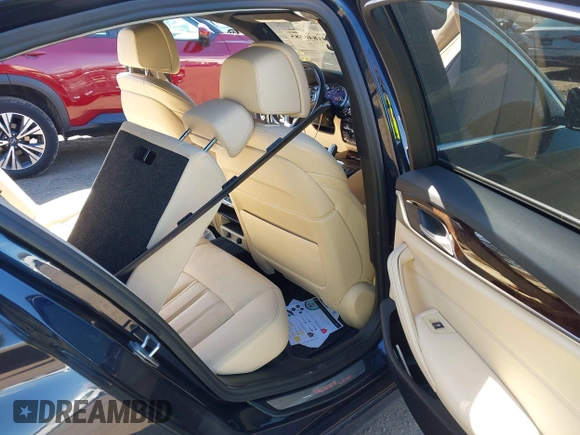 2019 BMW 5 Series 530i xDrive z VIN WBAJA7C55KG912518, wystawiony jako IAAI lot #41846385 z przebiegiem 58 262 mil mil oraz . Historia ofert i sprzedaży dostępna na DreamBid. Obrazek 8.
